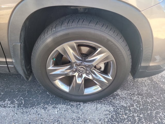 2018 Toyota HIGHLANDER Limited Platinum