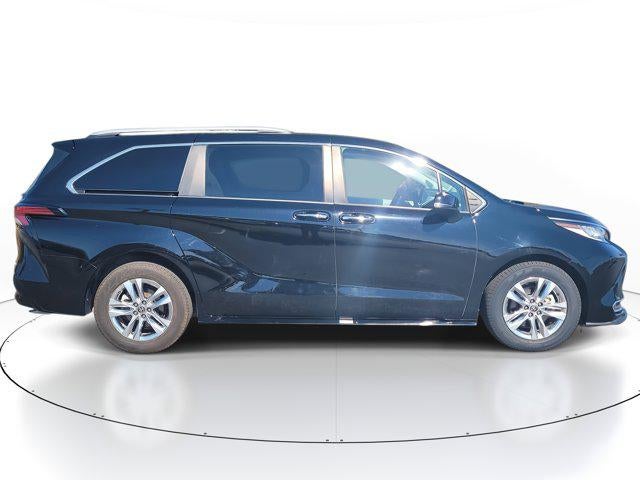 2023 Toyota SIENNA LTD AWD Limited