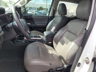 2019 Toyota TACOMA SR5 SR5