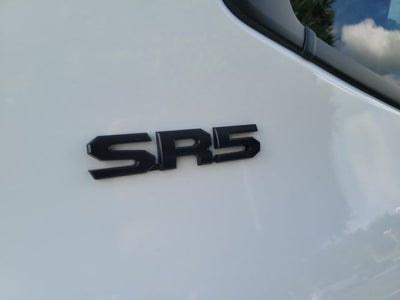 2022 Toyota Tundra 2WD SR5
