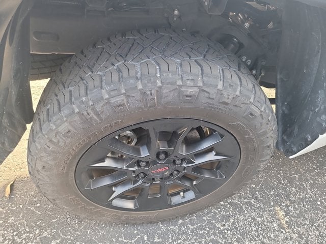 2024 Toyota TUNDRA 4X2 SR5