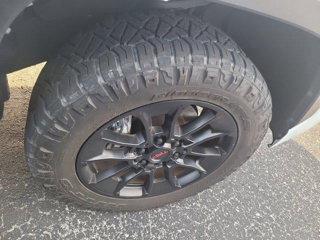 2024 Toyota TUNDRA 4X2 SR5