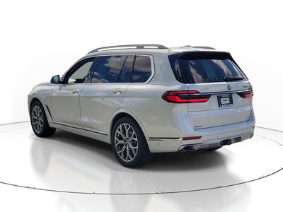 2023 BMW X7 xDrive40i