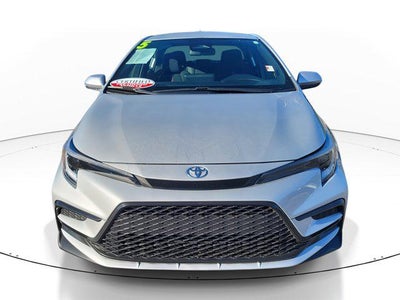2025 Toyota COROLLA SE