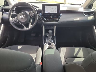 2025 Toyota Corolla Cross LE