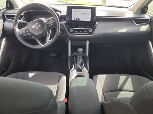 2025 Toyota Corolla Cross LE