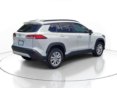 2024 Toyota Corolla Cross LE