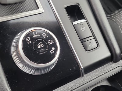 2024 Mitsubishi Outlander ES