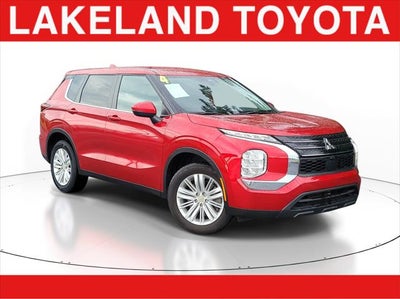 2024 Mitsubishi Outlander ES