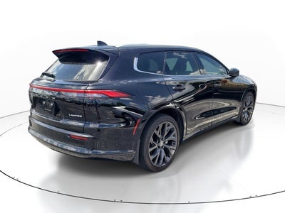 2025 Toyota Toyota Crown Signia XLE