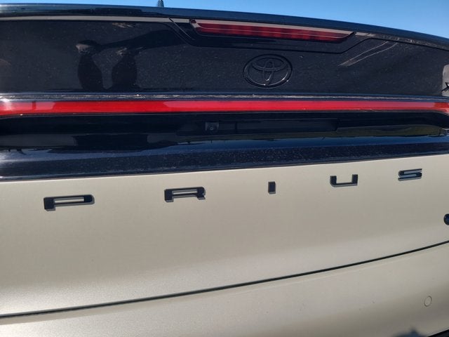 2025 Toyota Prius LE