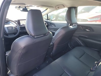 2025 Toyota Prius XLE