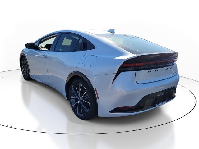 2025 Toyota Prius XLE