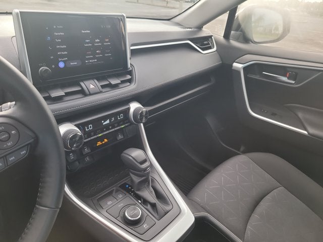 2025 Toyota RAV4 Hybrid Hybrid XLE