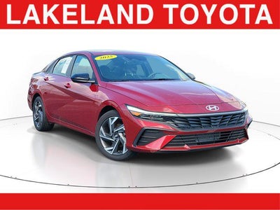 2025 Hyundai Elantra SEL Sport
