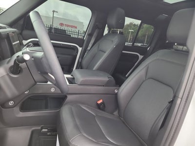 2025 Land Rover Defender S