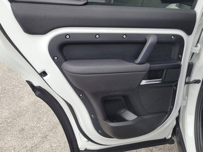 2025 Land Rover Defender S