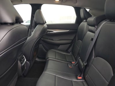 2023 INFINITI QX50 LUXE