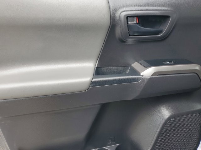 2022 Toyota Tacoma 2WD SR5