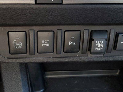 2022 Toyota Tacoma 2WD SR5