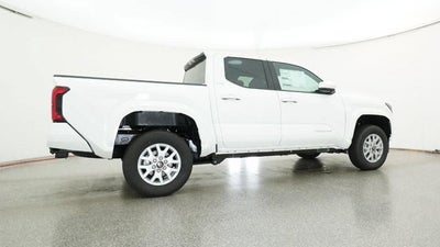 2026 Toyota Tacoma 4WD SR5