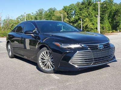2022 Toyota Avalon Hybrid Limited