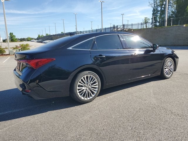 2022 Toyota Avalon Hybrid Limited