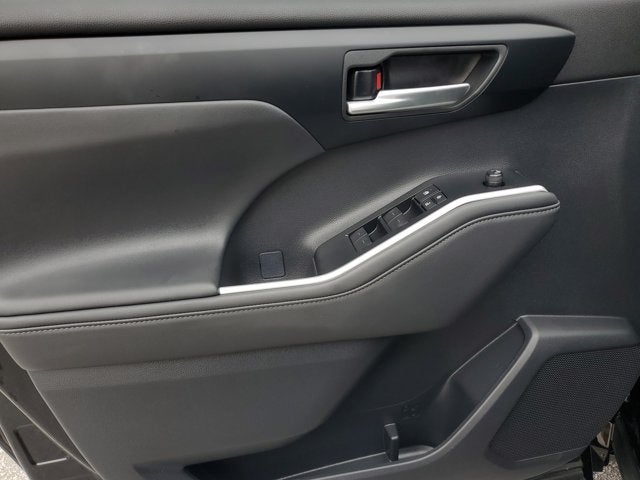2026 Toyota Highlander XSE