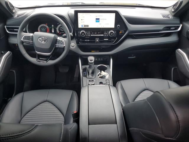 2026 Toyota Highlander XSE