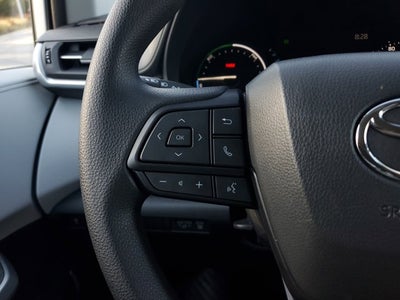 2025 Toyota Sienna LE