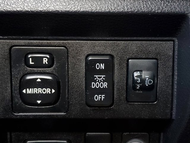 2018 Toyota Tundra 4WD SR5