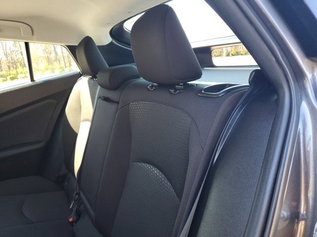 2022 Toyota Prius L Eco