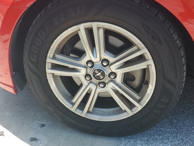 2013 Ford Mustang V6