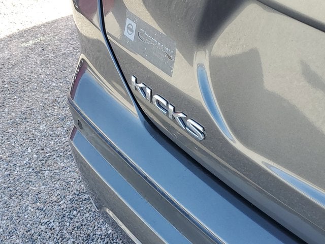 2022 Nissan Kicks SV