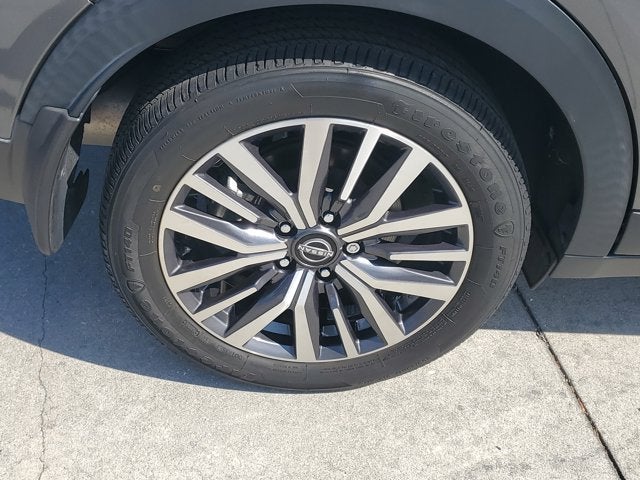 2022 Nissan Kicks SV