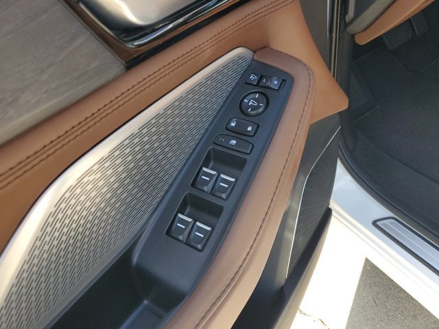 2022 Acura MDX w/Advance Package