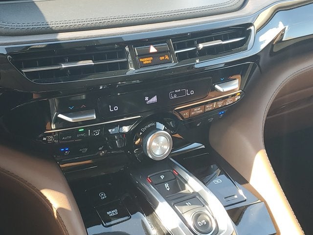 2022 Acura MDX w/Advance Package