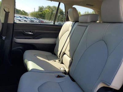 2025 Toyota Grand Highlander XLE