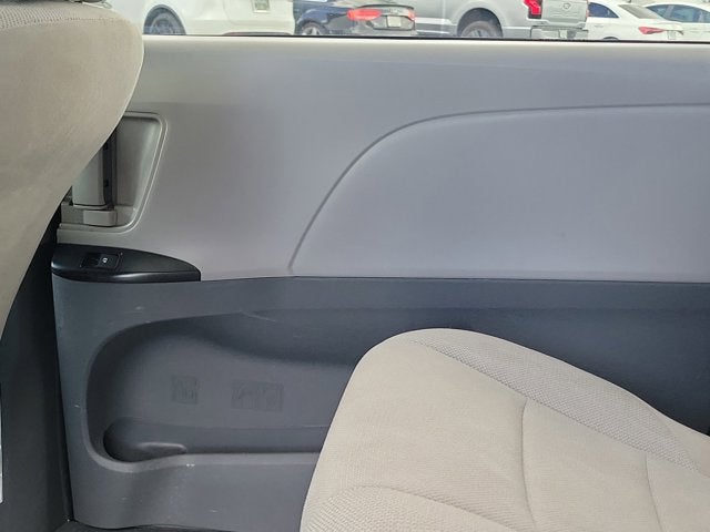 2020 Toyota Sienna L