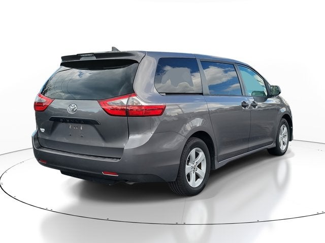 2020 Toyota Sienna L