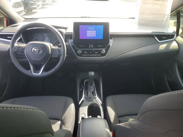 2025 Toyota Corolla Hatchback SE