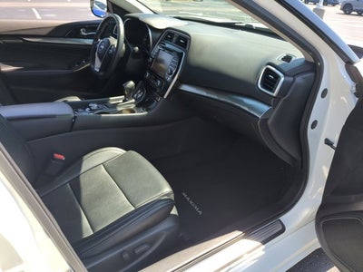 2023 Nissan Maxima SV