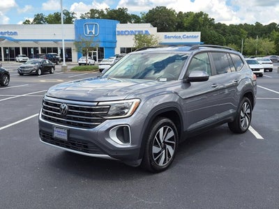 2025 Volkswagen Atlas 2.0T SE w/Technology