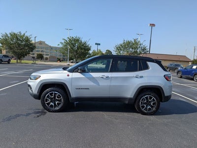 2025 Jeep Compass Trailhawk