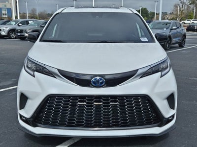 2022 Toyota Sienna XSE