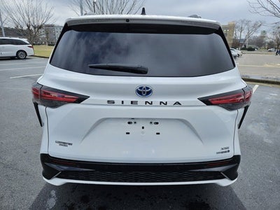 2022 Toyota Sienna XSE