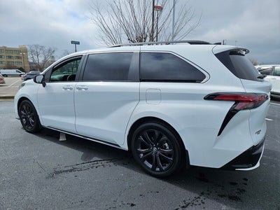 2022 Toyota Sienna XSE