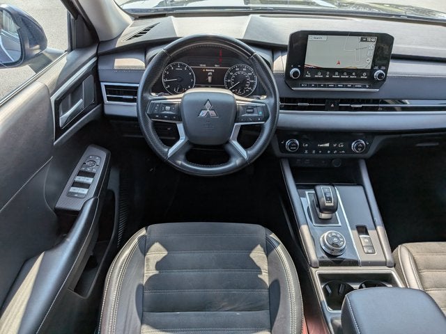 2024 Mitsubishi Outlander SE Black Edition