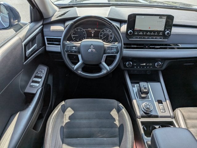 2024 Mitsubishi Outlander SE Black Edition