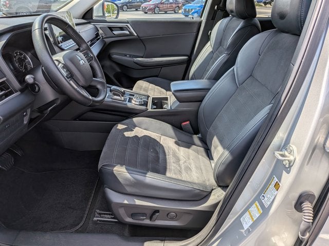 2024 Mitsubishi Outlander SE Black Edition